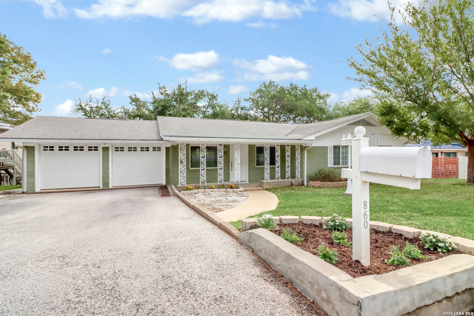 860 Oak Lane New Braunfels TX 78130