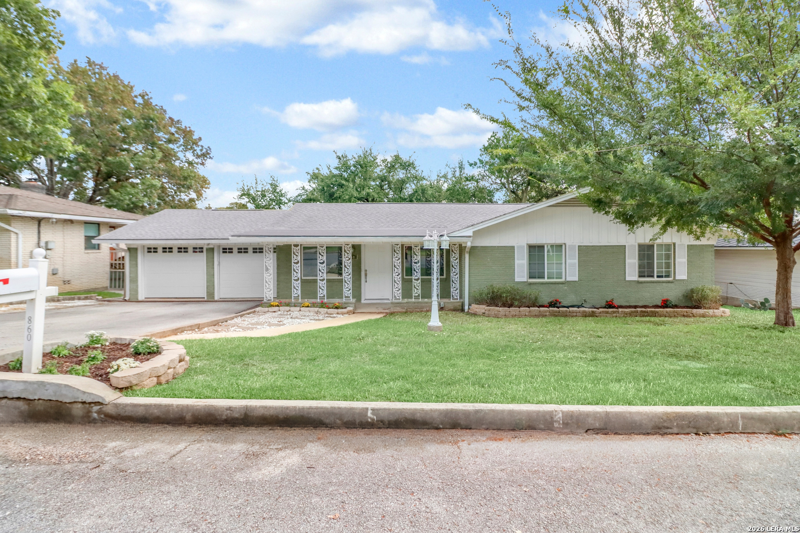 860 Oak Lane New Braunfels TX 78130
