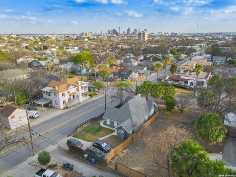 901 W Woodlawn San Antonio TX 78201