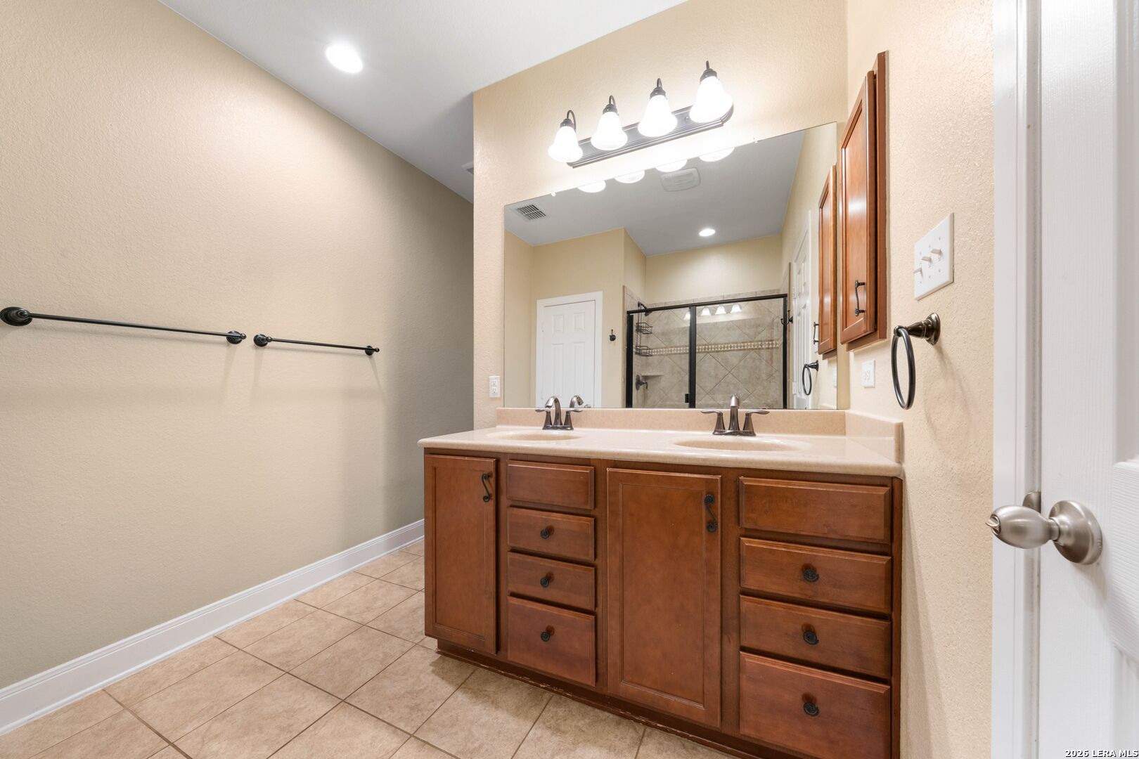 11906 Amsterdam San Antonio TX 78230