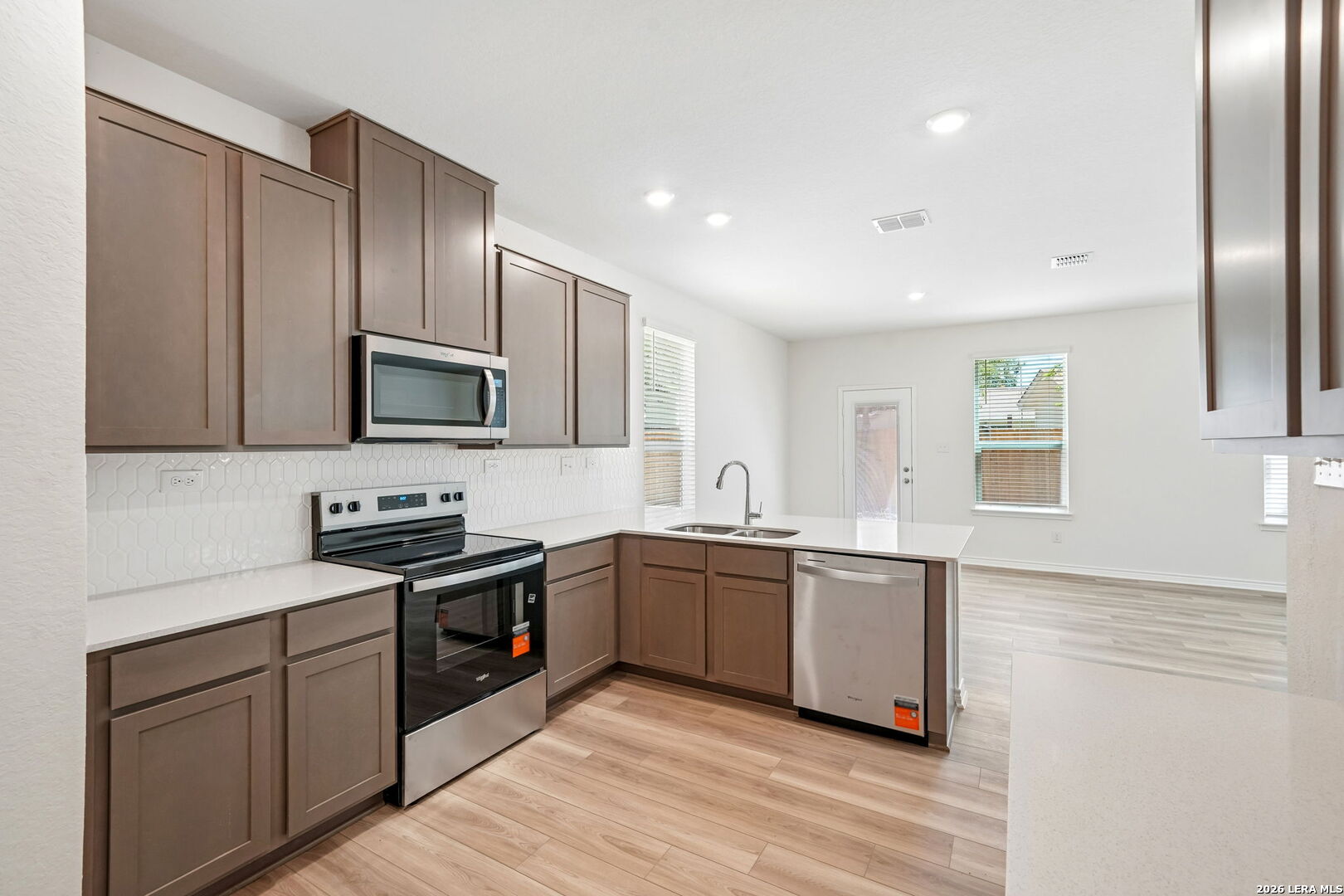 4102 Golden Mane Way San Antonio TX 78247