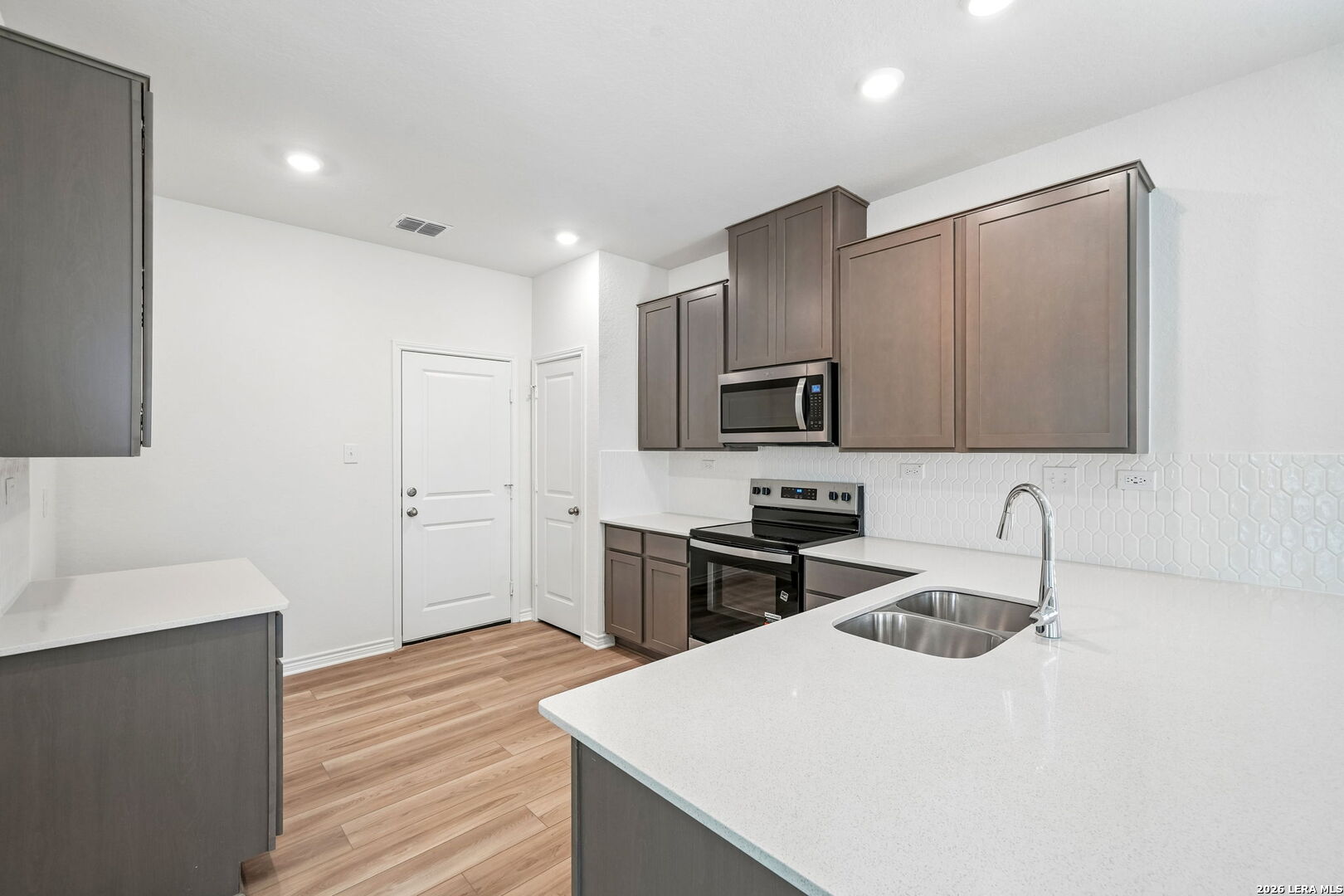 4102 Golden Mane Way San Antonio TX 78247