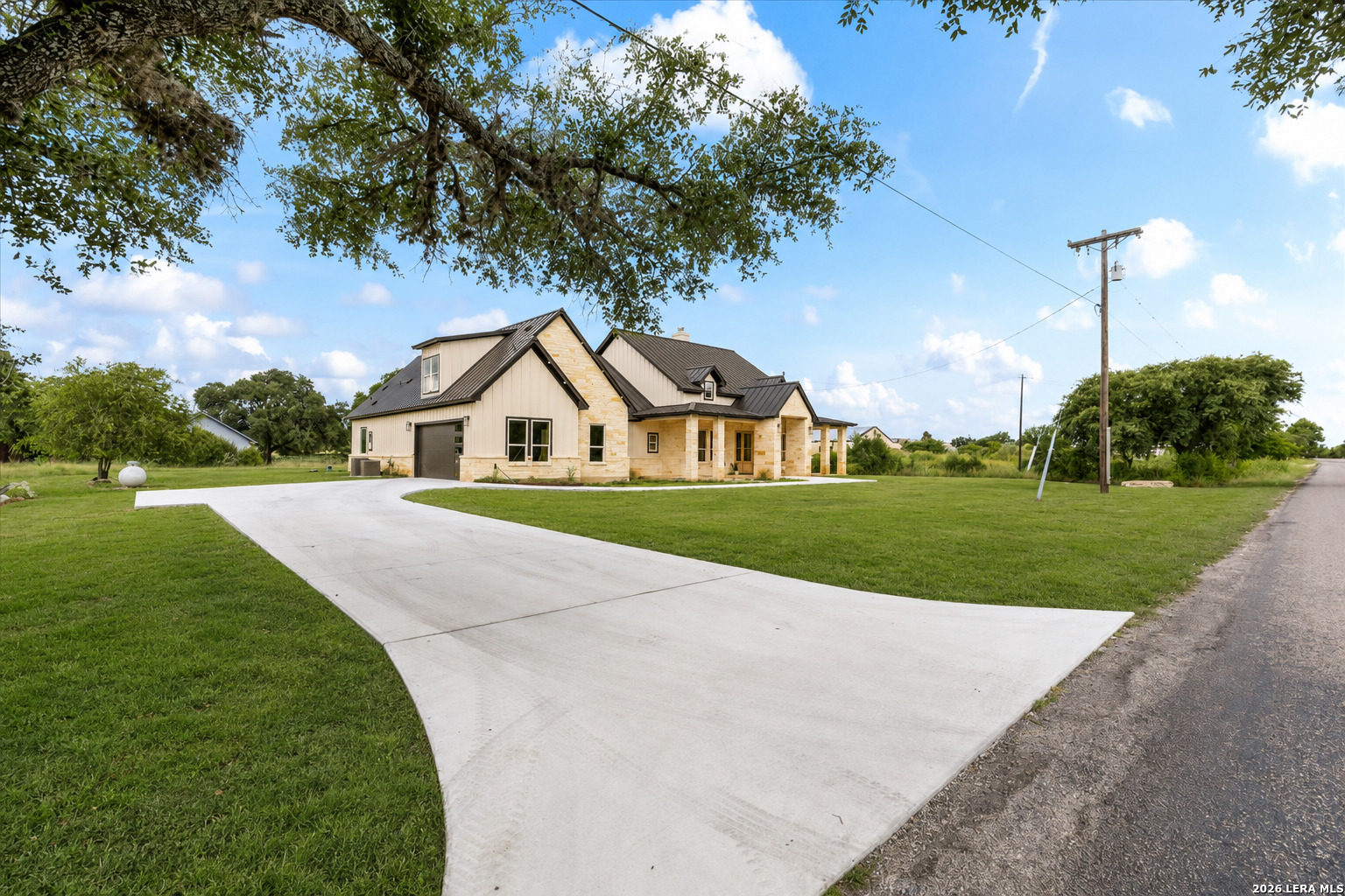 1438 Bottle Springs Road Bandera TX 78003