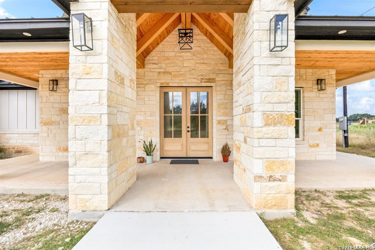 1438 Bottle Springs Road Bandera TX 78003