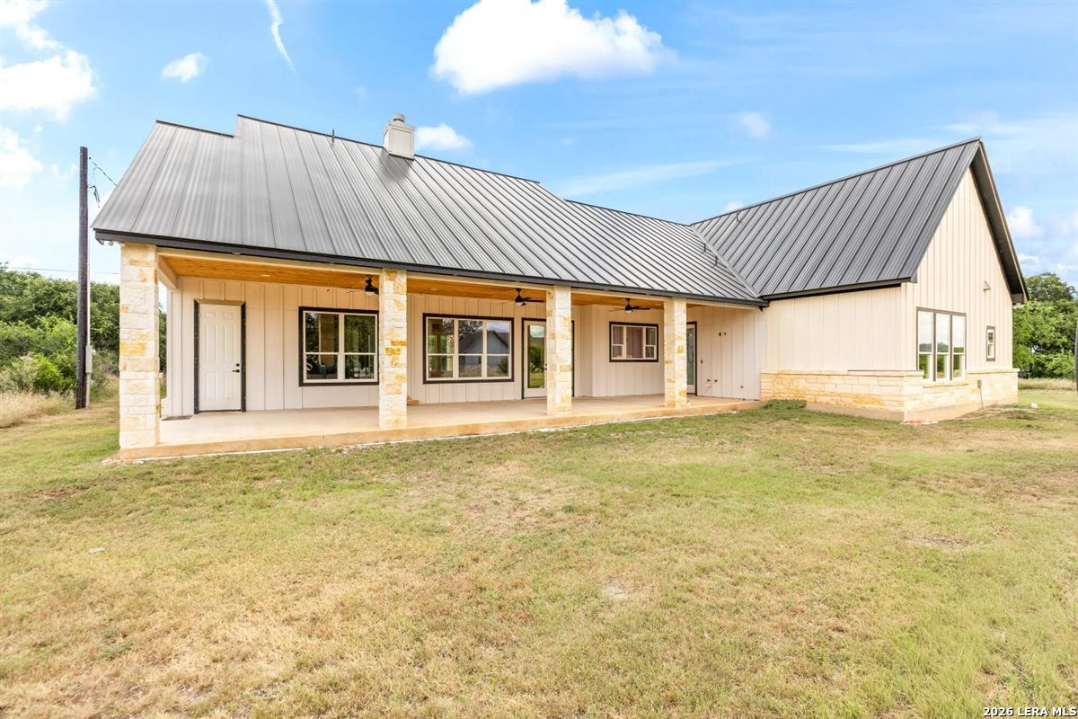 1438 Bottle Springs Road Bandera TX 78003