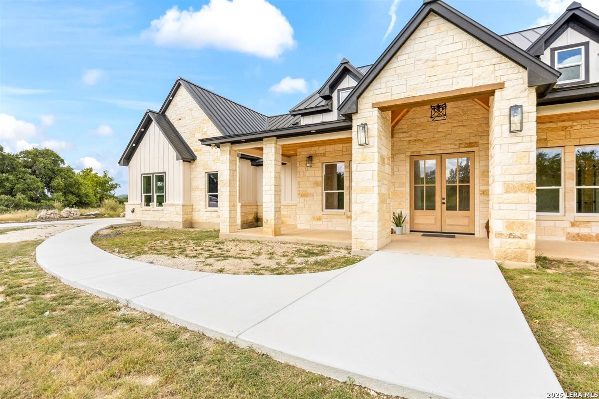 1438 Bottle Springs Road Bandera TX 78003