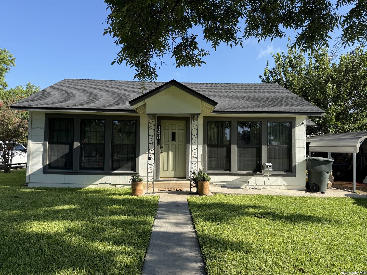 348 Mulberry Street Uvalde TX 78801