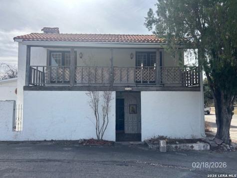 170 Avenida Juarez Brackettville TX 78832