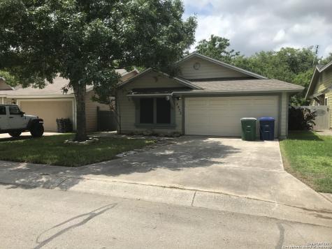 3953 Chimney Springs Drive San Antonio TX 78247