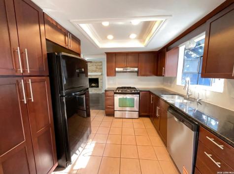 5423 Timberhurst San Antonio TX 78250