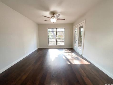 5423 Timberhurst San Antonio TX 78250
