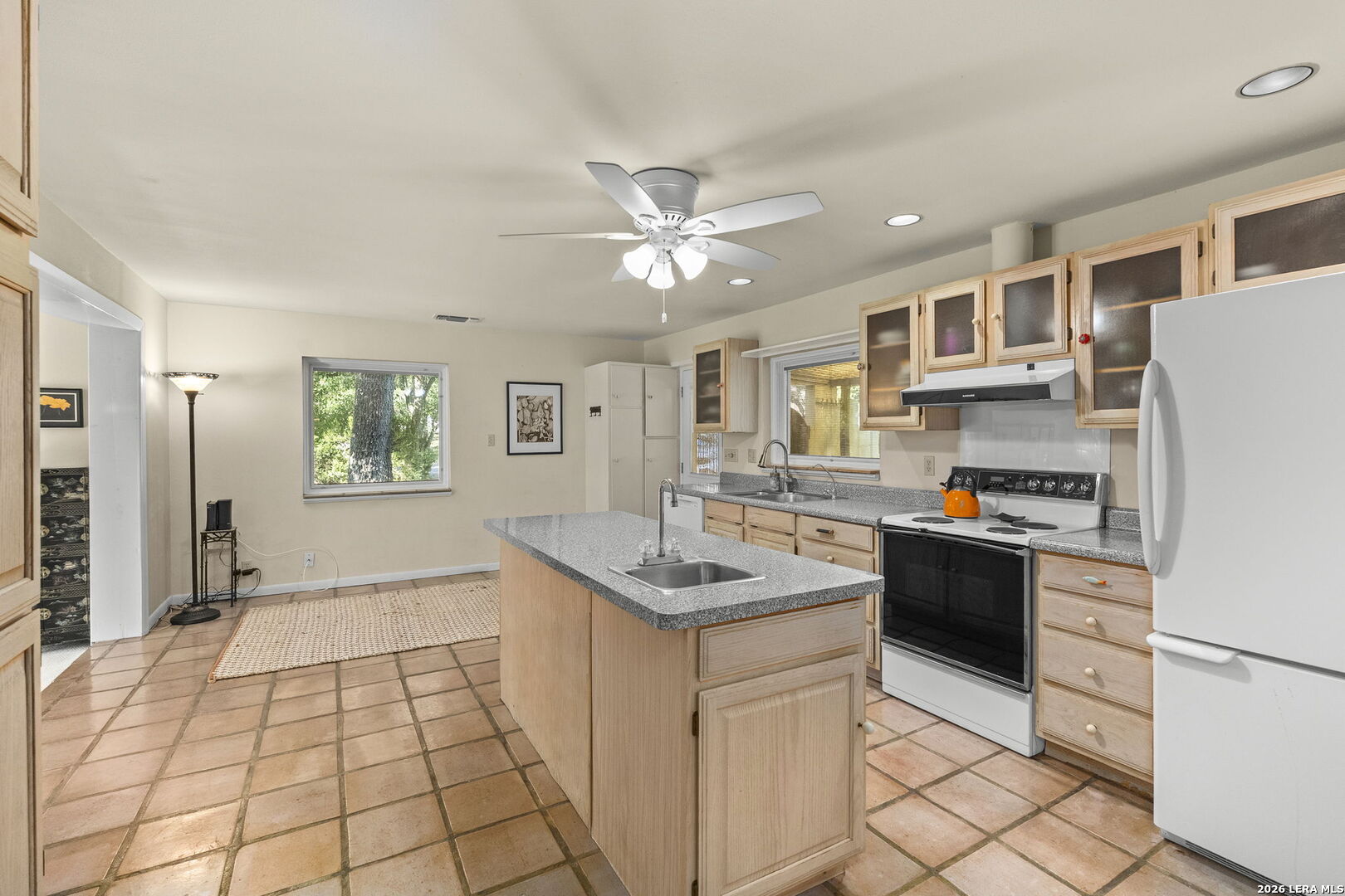 25327 Triangle Loop San Antonio TX 78255