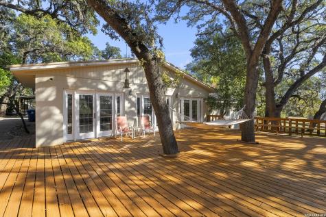 25327 Triangle Loop San Antonio TX 78255