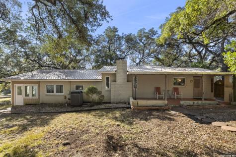 25327 Triangle Loop San Antonio TX 78255