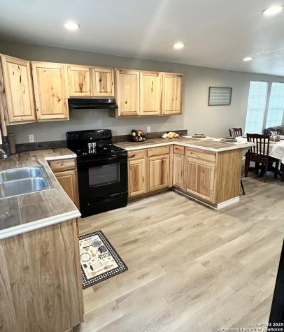221 Chaparral Street Uvalde TX 78801