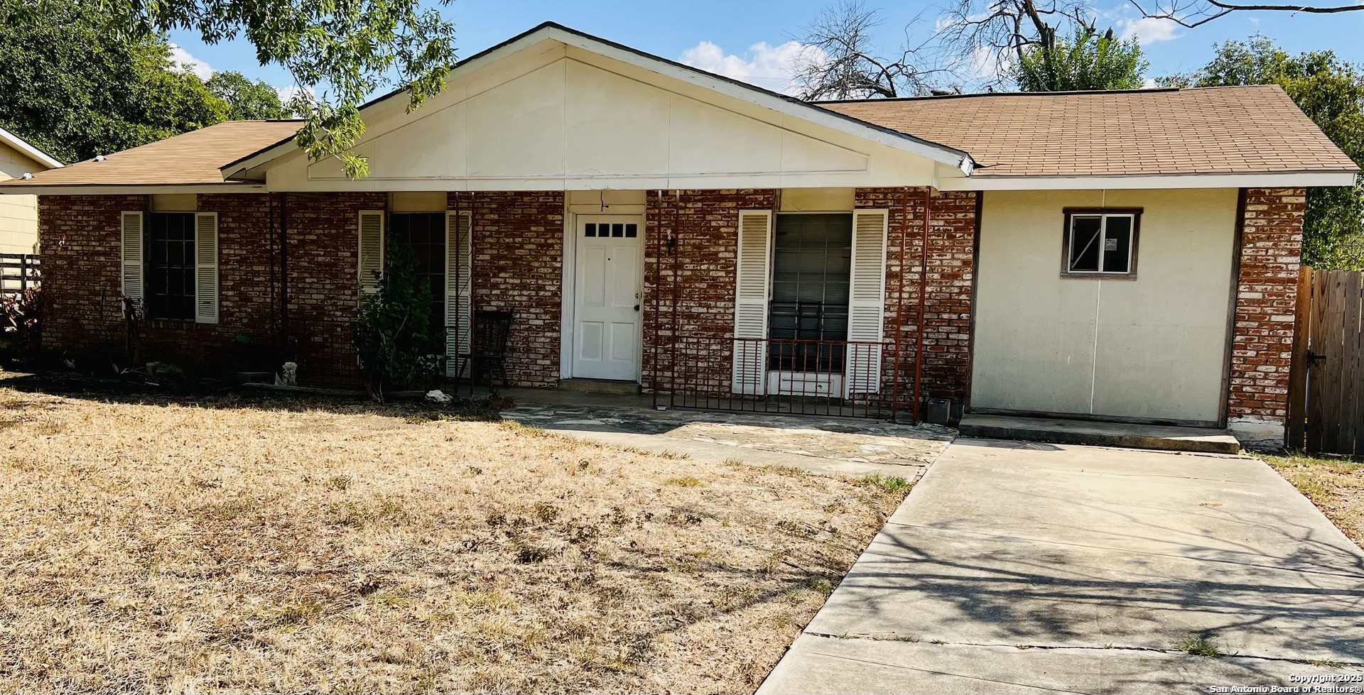 4418 Sun Vista Lane San Antonio TX 78217