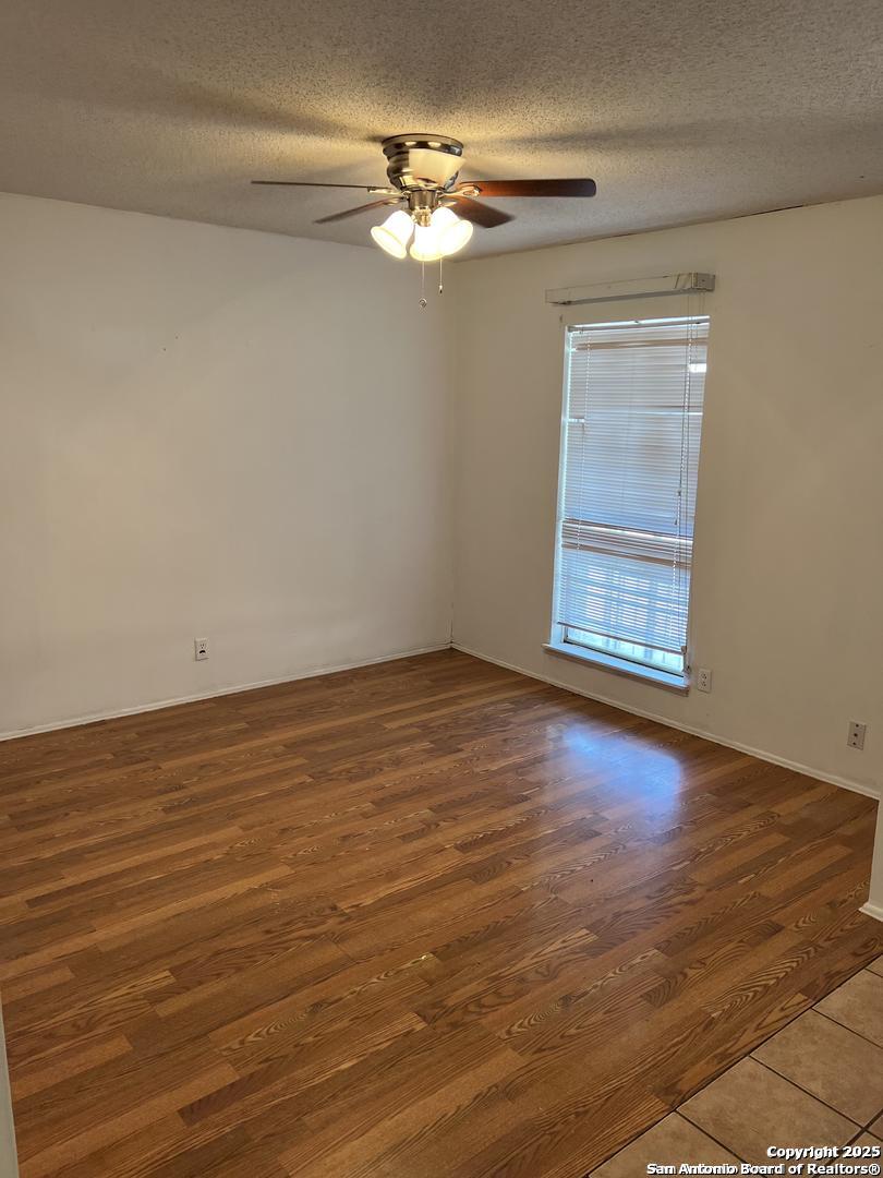 4418 Sun Vista Lane San Antonio TX 78217