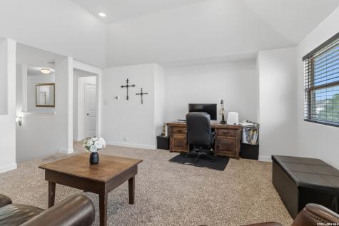 1531 Esser Crossing New Braunfels TX 78132