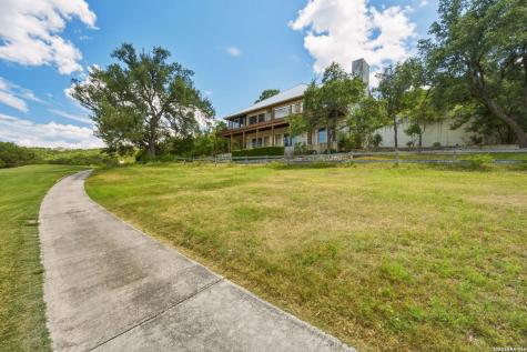100 Tapatio Drive W Boerne TX 78006