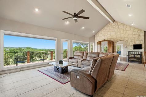 100 Tapatio Drive W Boerne TX 78006