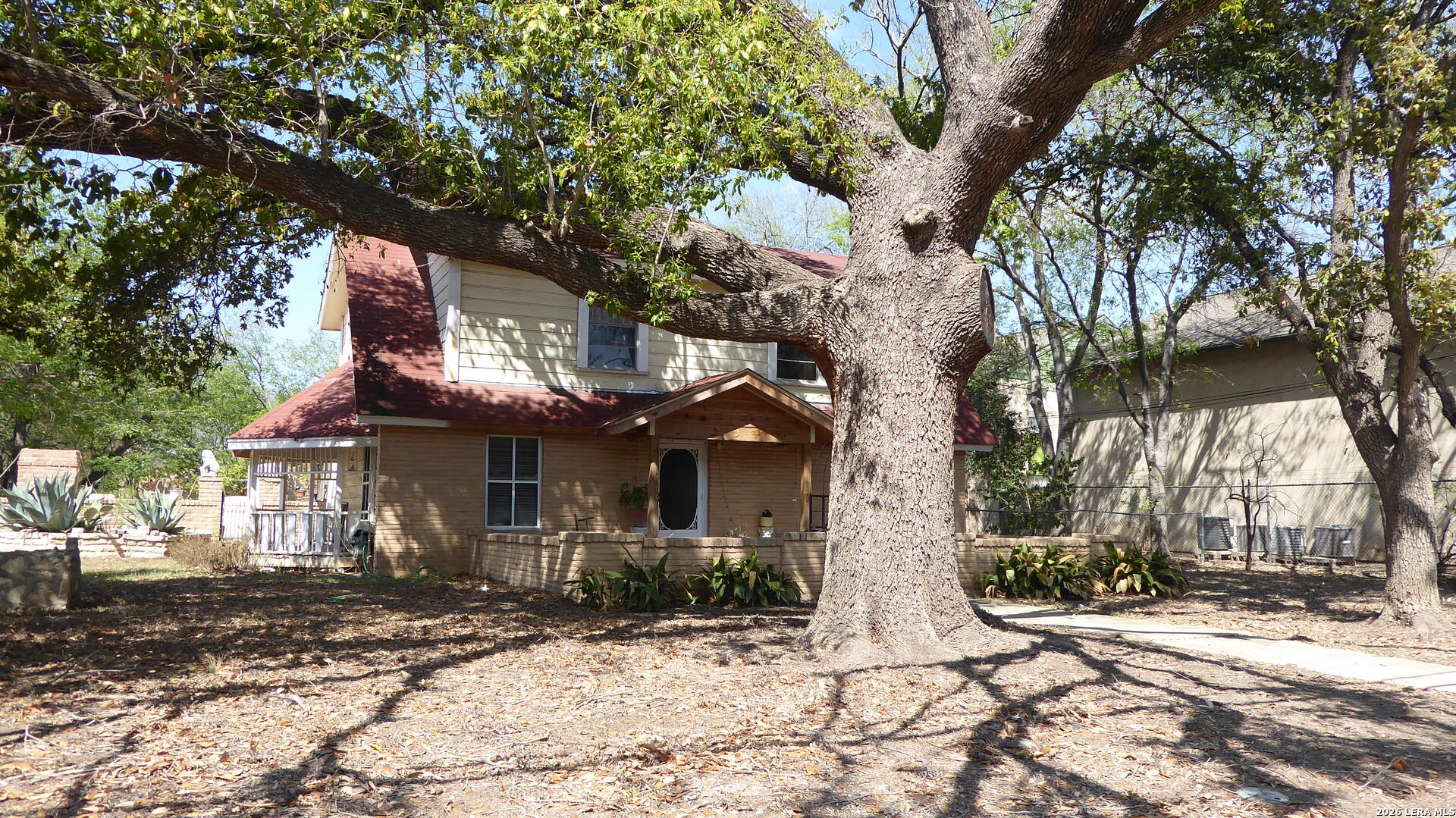 823 Darby San Antonio TX 78207