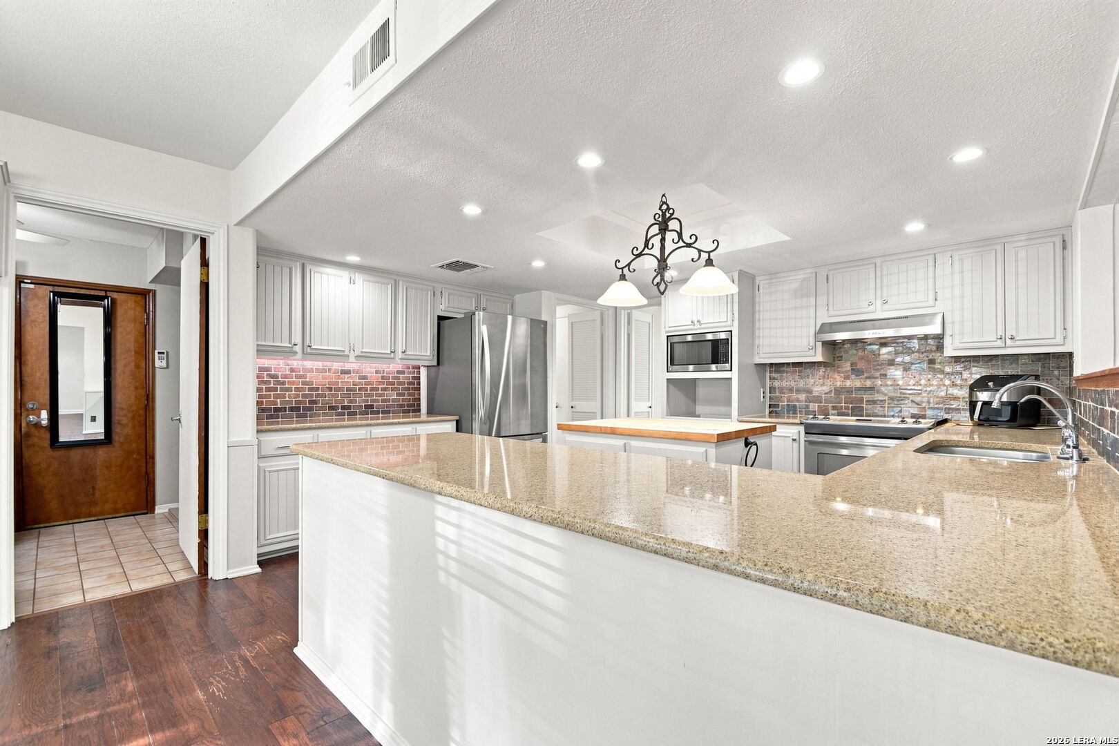 1739 Royal Crescent San Antonio TX 78231