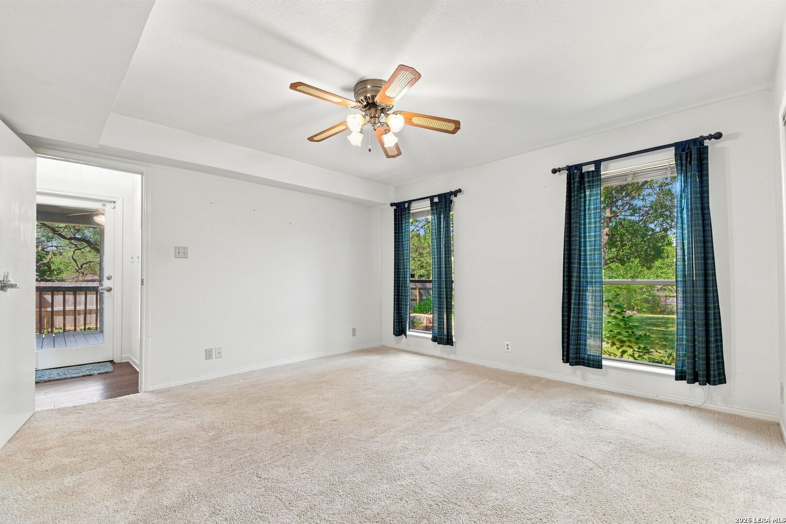 1739 Royal Crescent San Antonio TX 78231