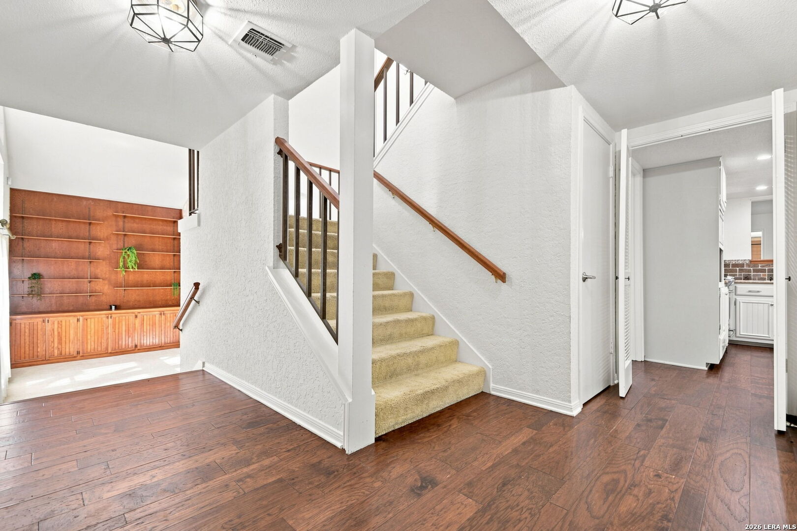 1739 Royal Crescent San Antonio TX 78231