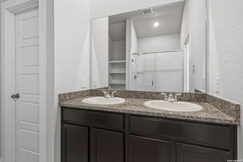 8521 Merlin Cove San Antonio TX 78222