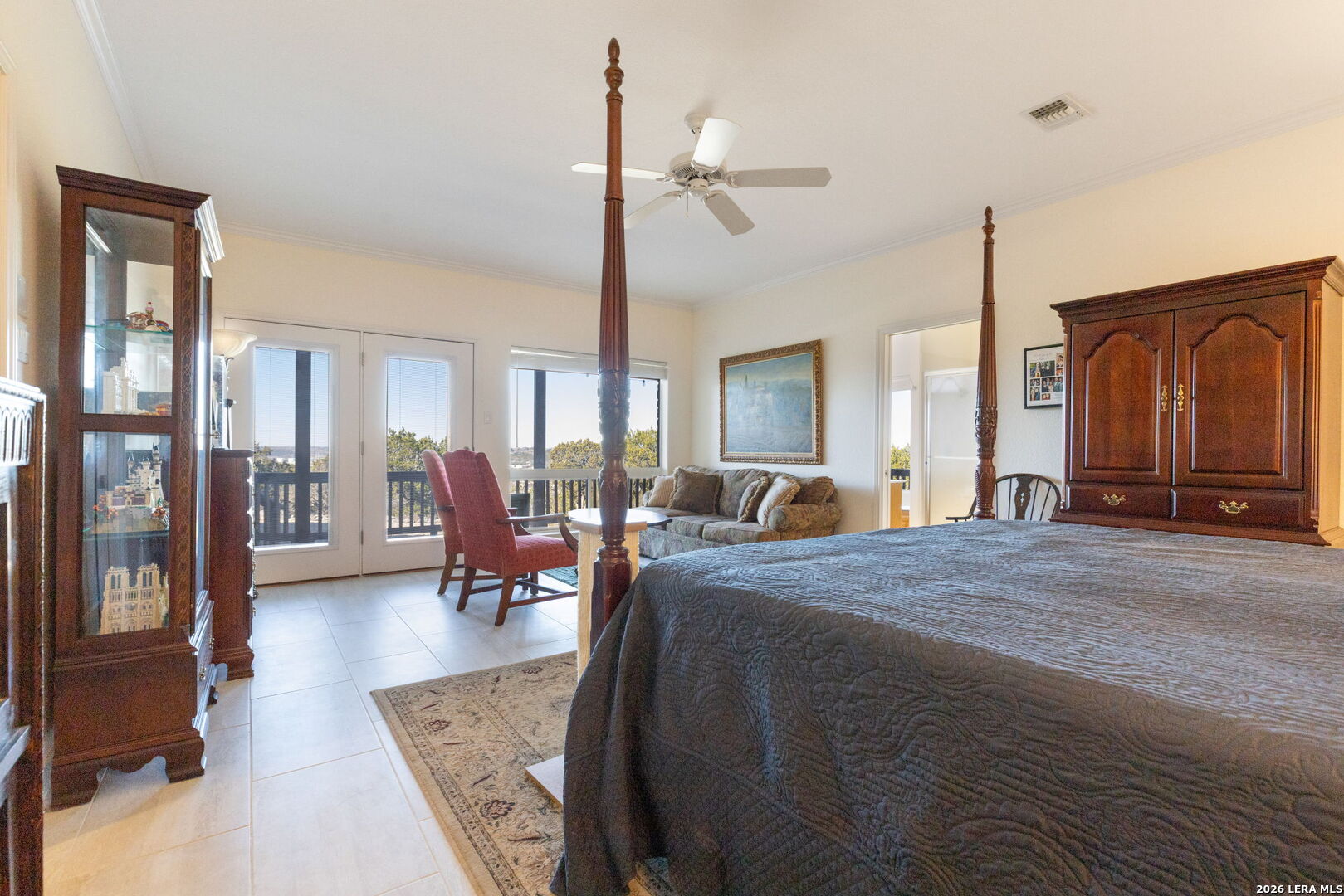 1817 Summit Point Kerrville TX 78028