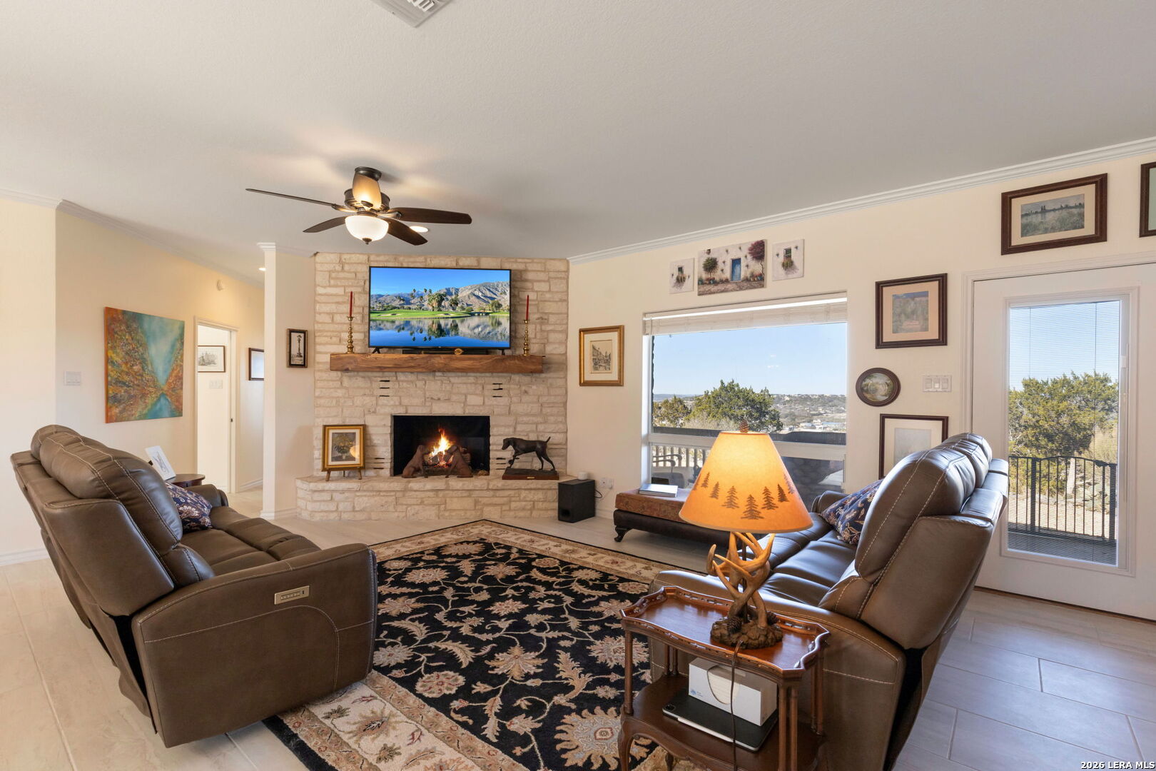 1817 Summit Point Kerrville TX 78028