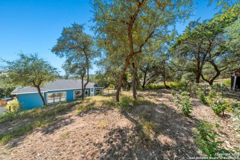 1094 Whispering Hills Canyon Lake TX 78133