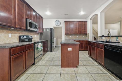 8923 Rainbow Creek San Antonio TX 78245