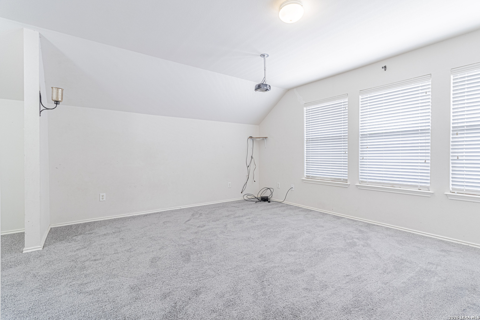 157 Niemietz Cove Cibolo TX 78108