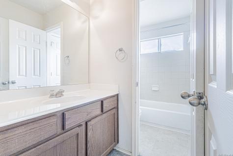 157 Niemietz Cove Cibolo TX 78108