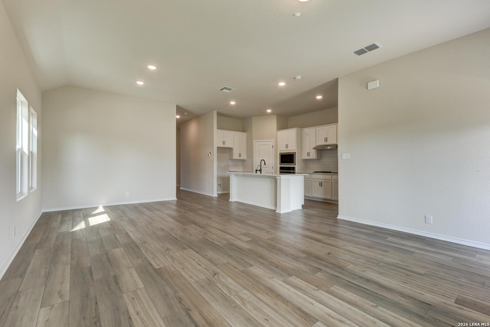 1247 Higgins Cove San Antonio TX 78245