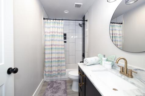 240 Eaglerock Poteet TX 78065
