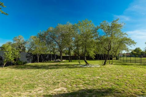 240 Eaglerock Poteet TX 78065