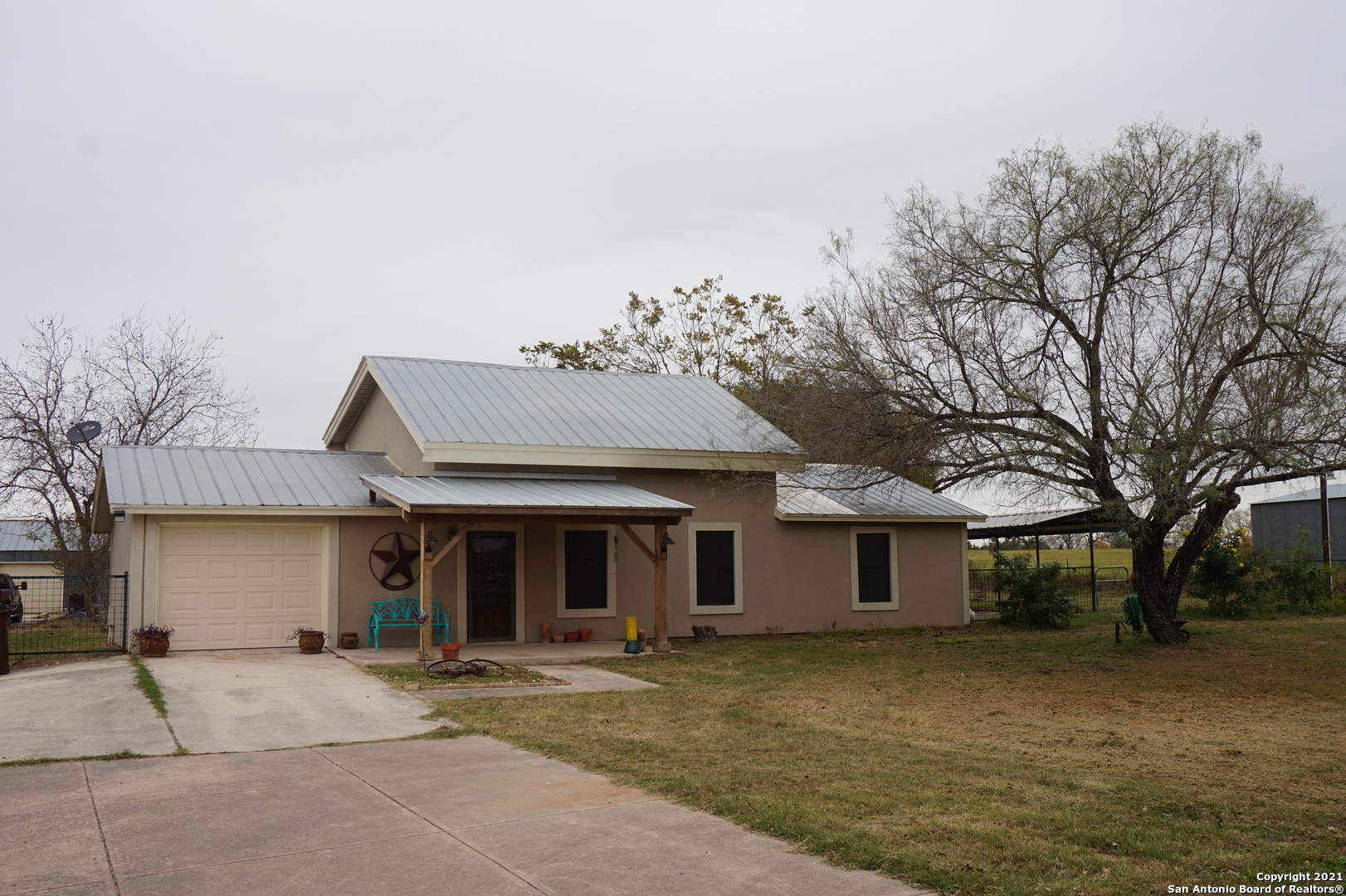 11721 Briggs Road Atascosa TX 78002