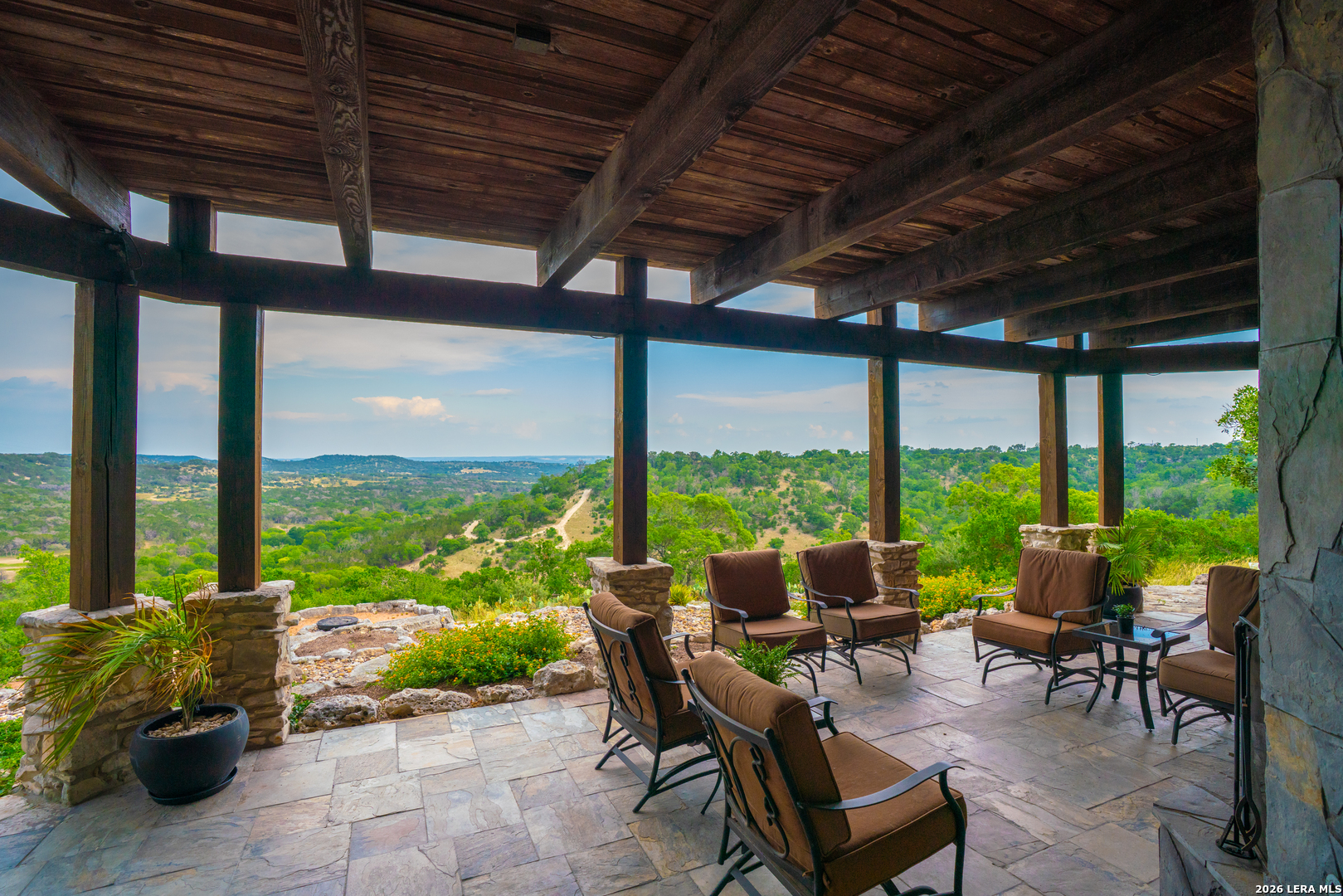 225 Valley View Drive Comfort TX 78013
