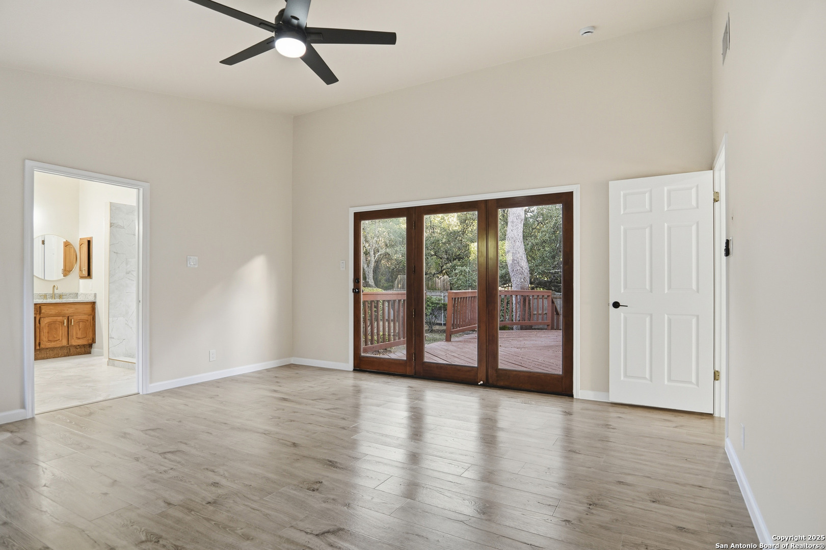 16102 Santa Cathrena San Antonio TX 78232