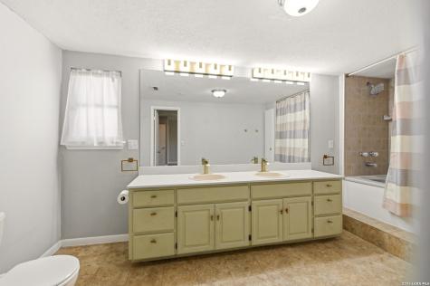 15751 Medina Lacoste TX 78039
