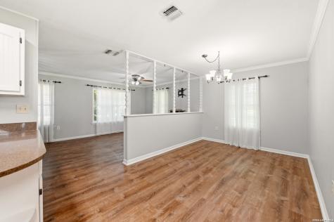 15751 Medina Lacoste TX 78039