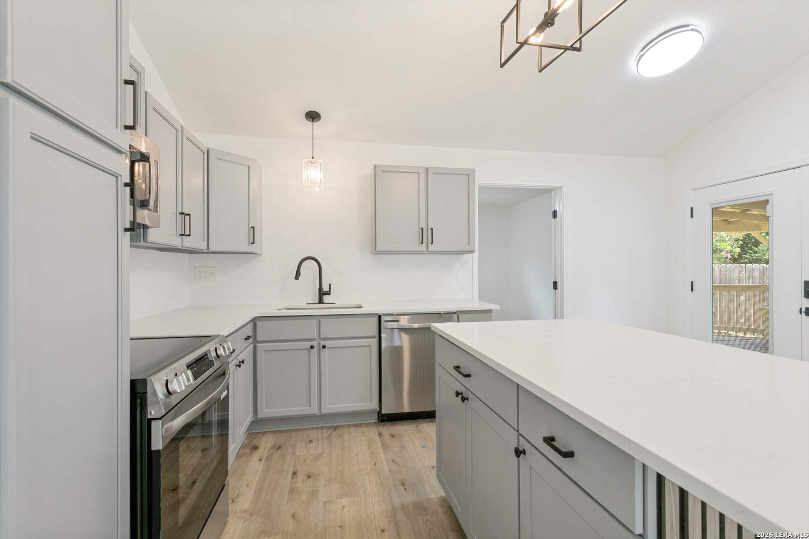 1719 Talcott San Antonio TX 78232