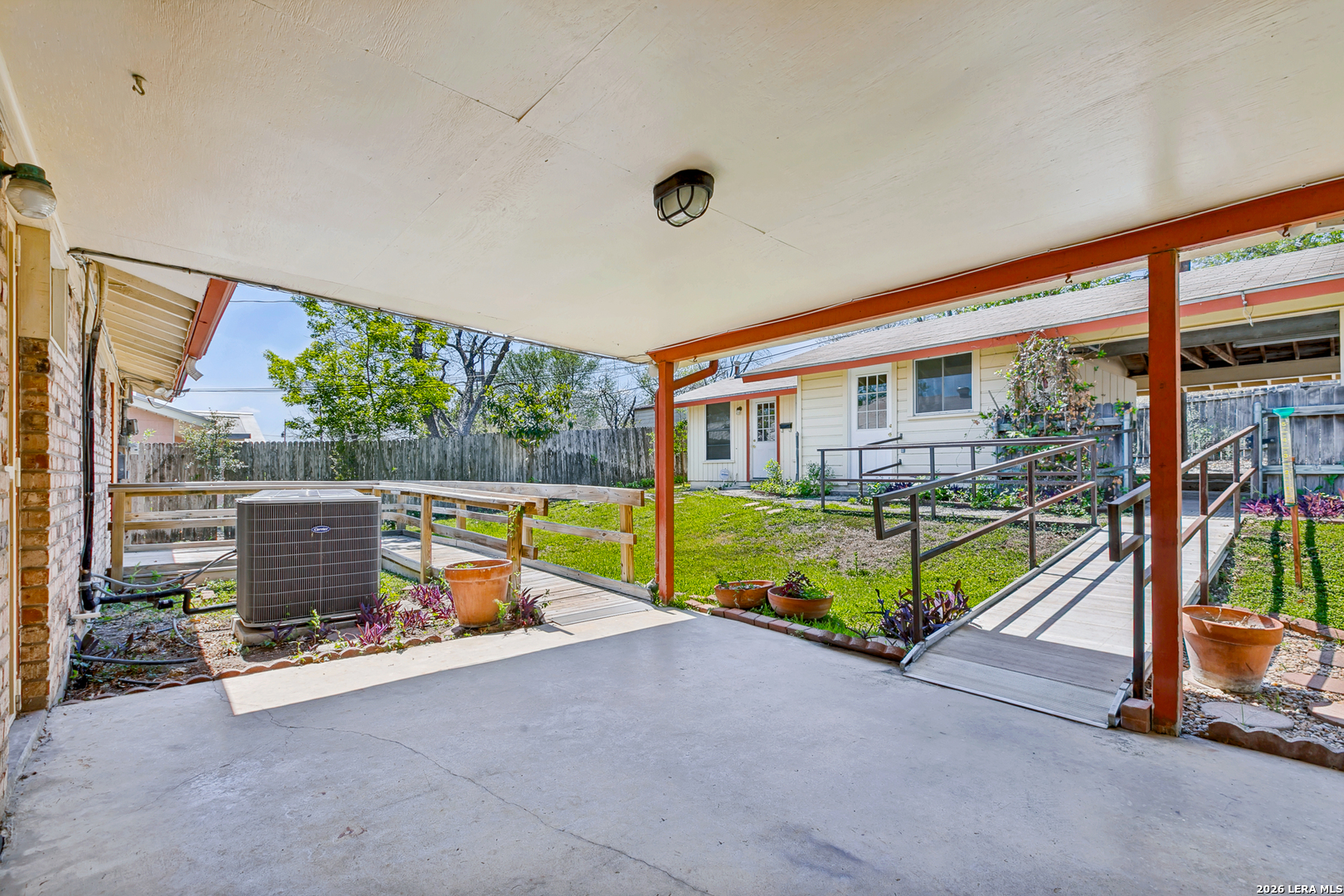 5015 Bayonne San Antonio TX 78228