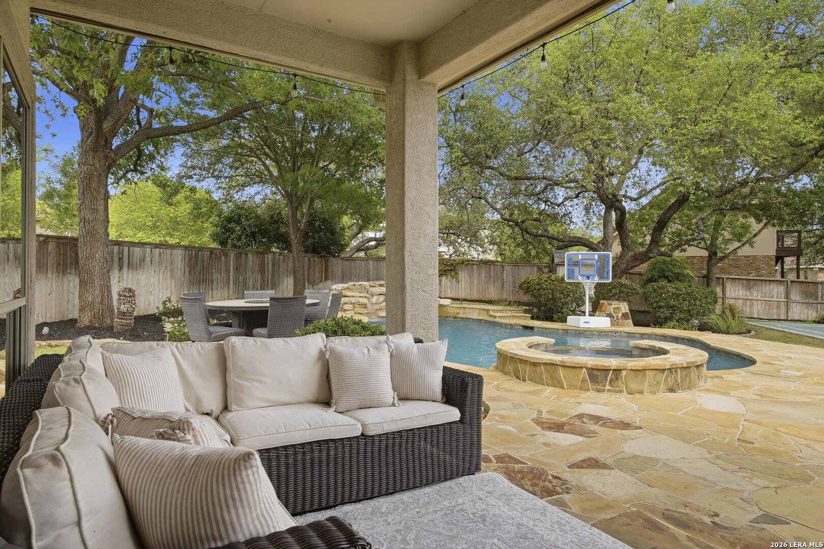 19222 Autumn Garden San Antonio TX 78258