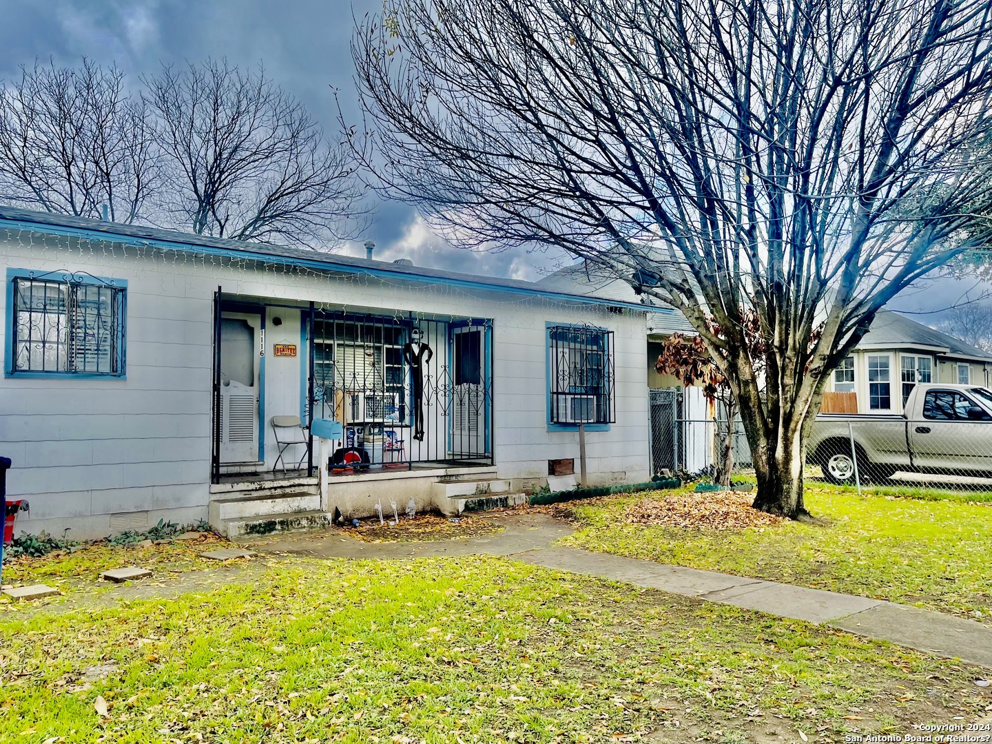 1116 Fenfield Avenue San Antonio TX 78211