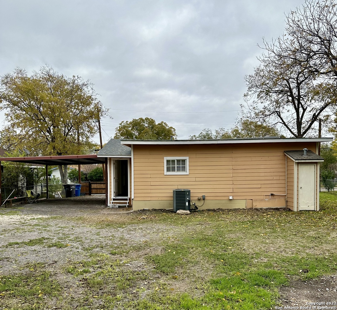 1819 Madrid Street San Antonio TX 78237