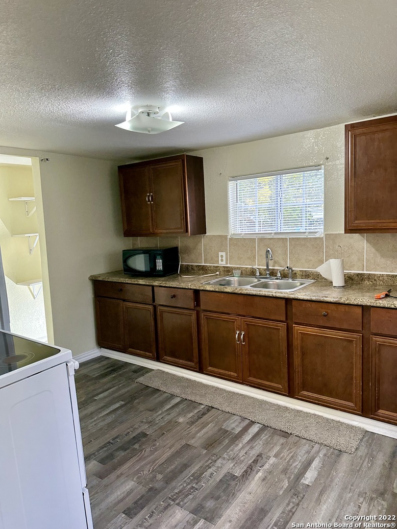 1819 Madrid Street San Antonio TX 78237