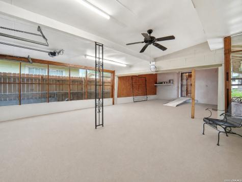 2323 Hiawatha San Antonio TX 78210